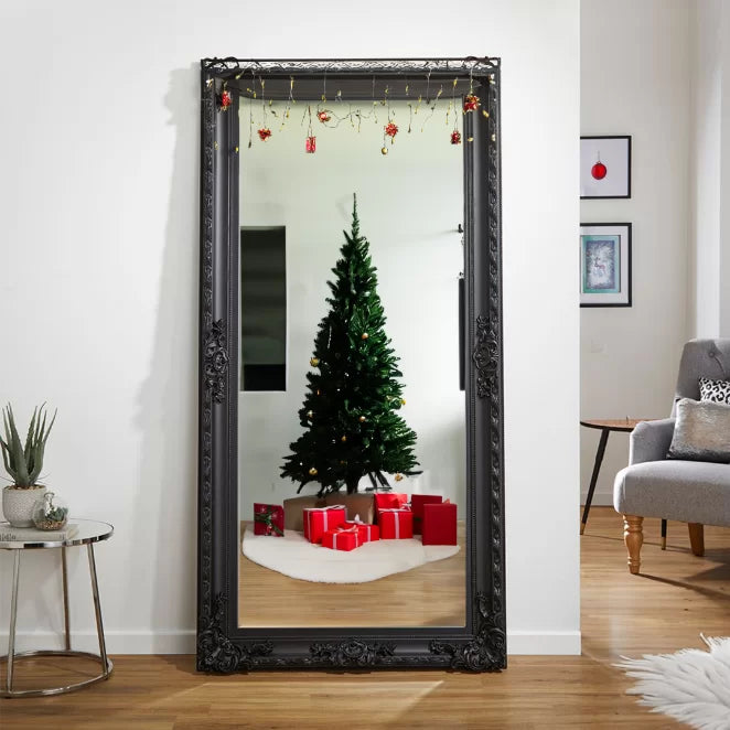 Styling your mirror for festivities…