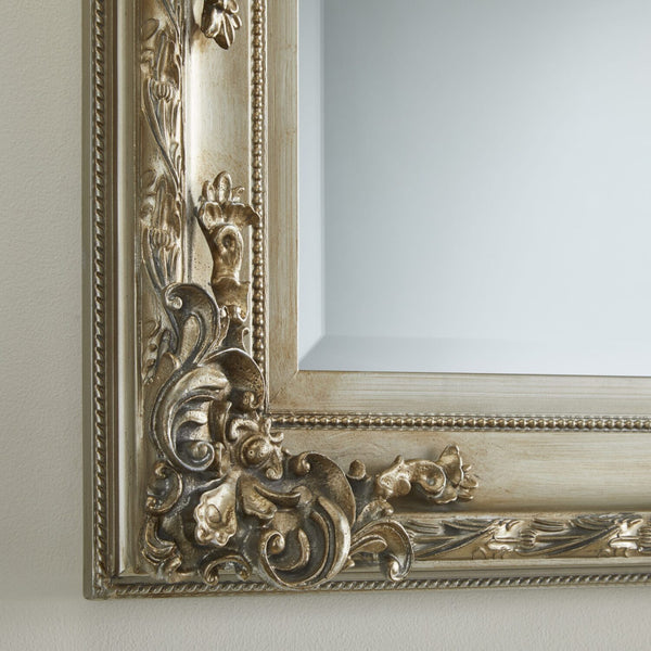 Carved Louis Champagne