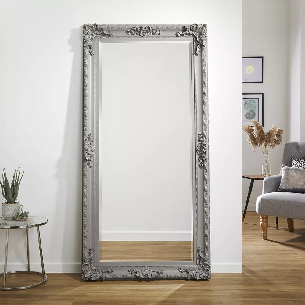 Grand Louis Leaner Grey